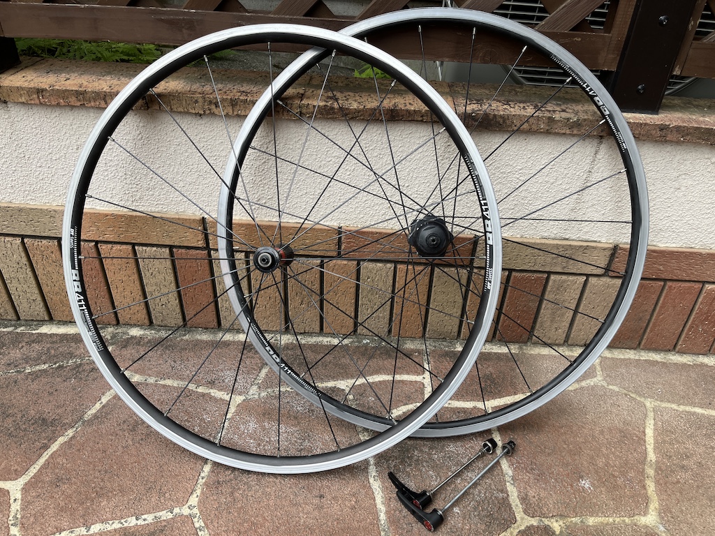 PowerTap GS + DT SWISS RR 441 フロントホイール補修